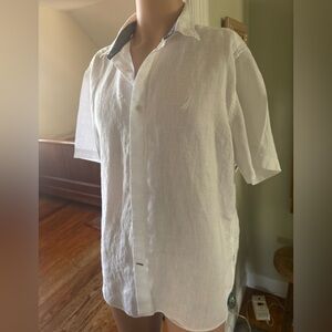 Men's White Linen Short-Sleeve Button-Up Shirt